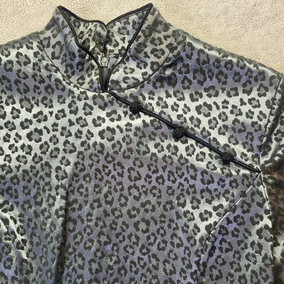Vintage Jessica Howard 80's Cheongsam Style Leopard Print Satin Blouse - Picture 4 of 13